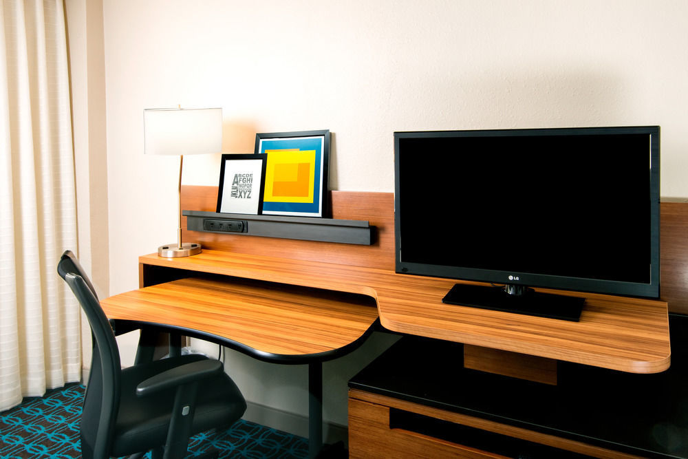 Fairfield Inn & Suites By Marriott Charlotte Uptown Exteriör bild